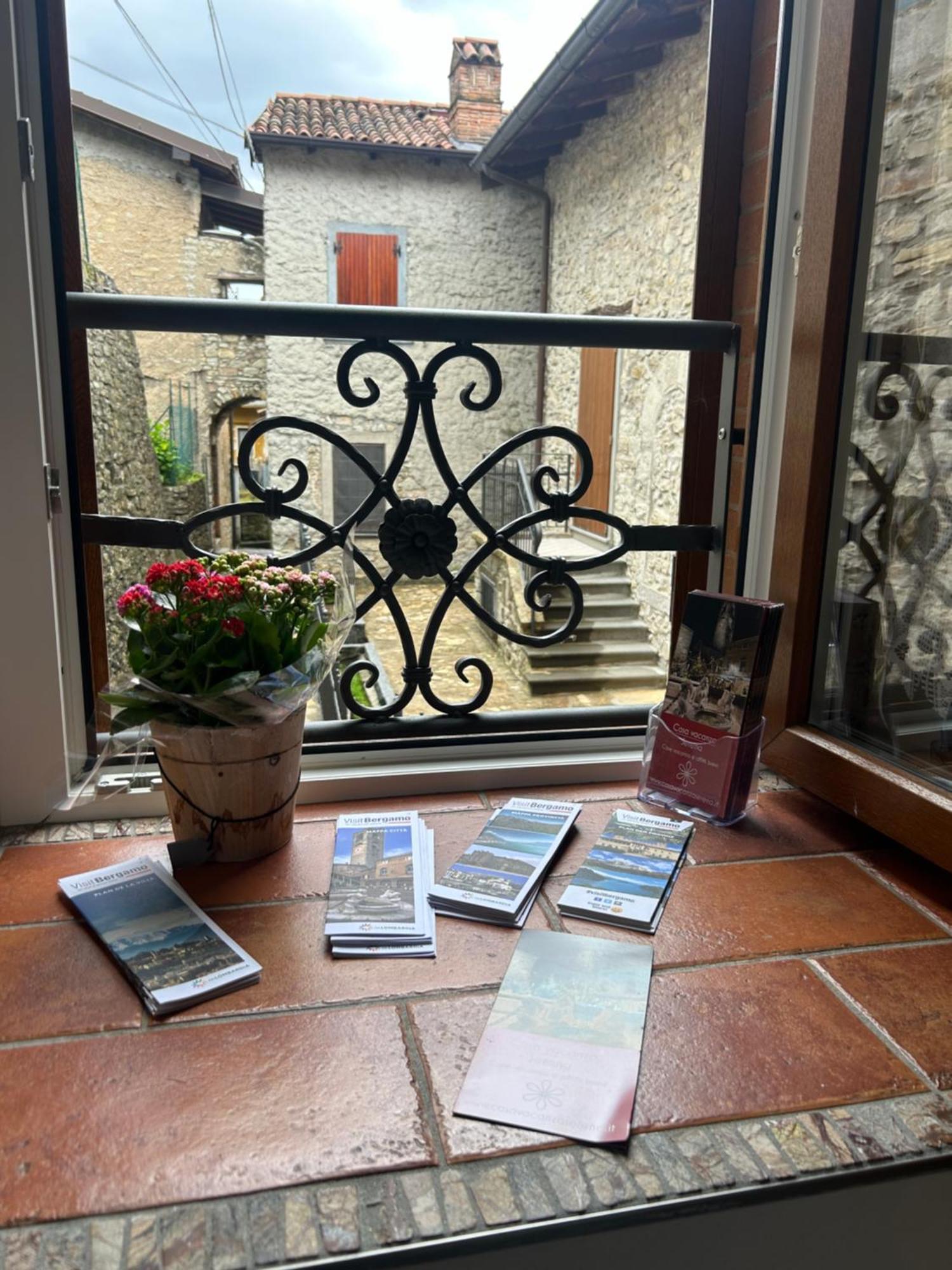 Casa Vacanza Serena Palazzago ภายนอก รูปภาพ